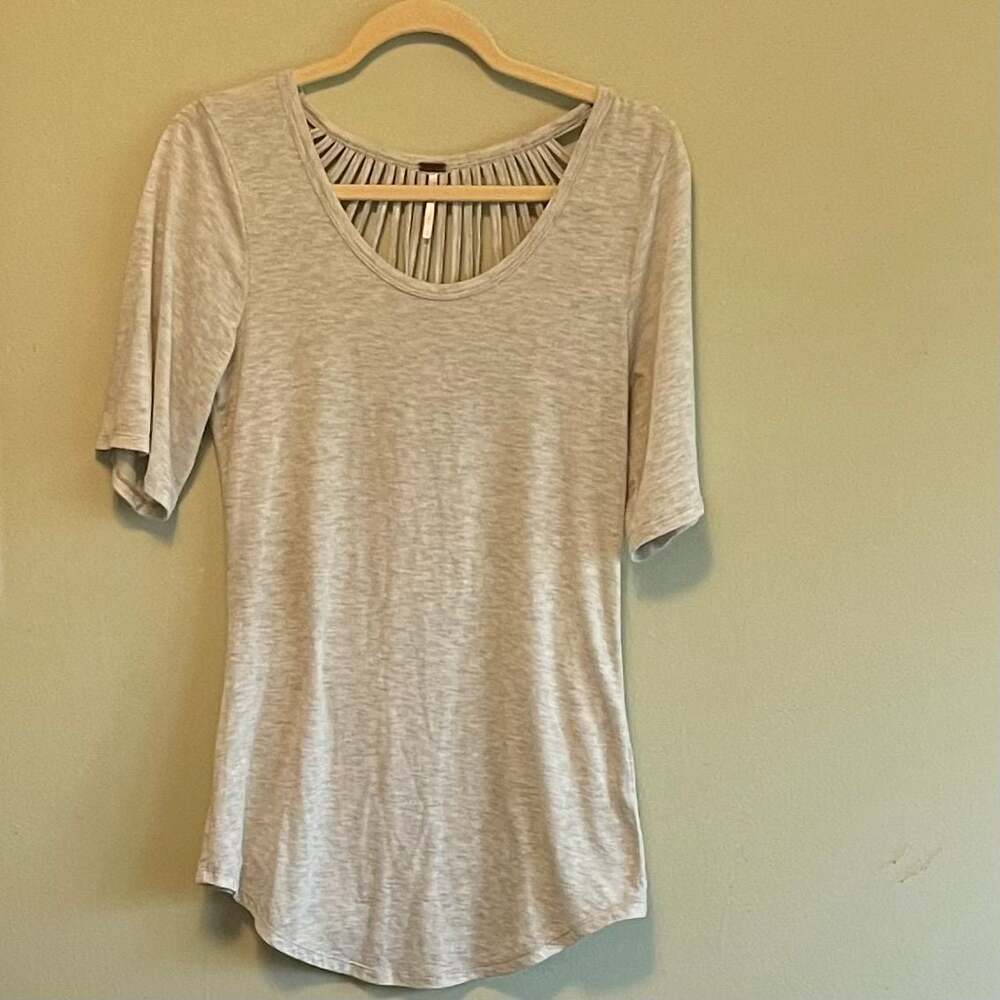 Women's Heather Gray Strappy Back Cut Out Top StreetWear‎ Sz. M
